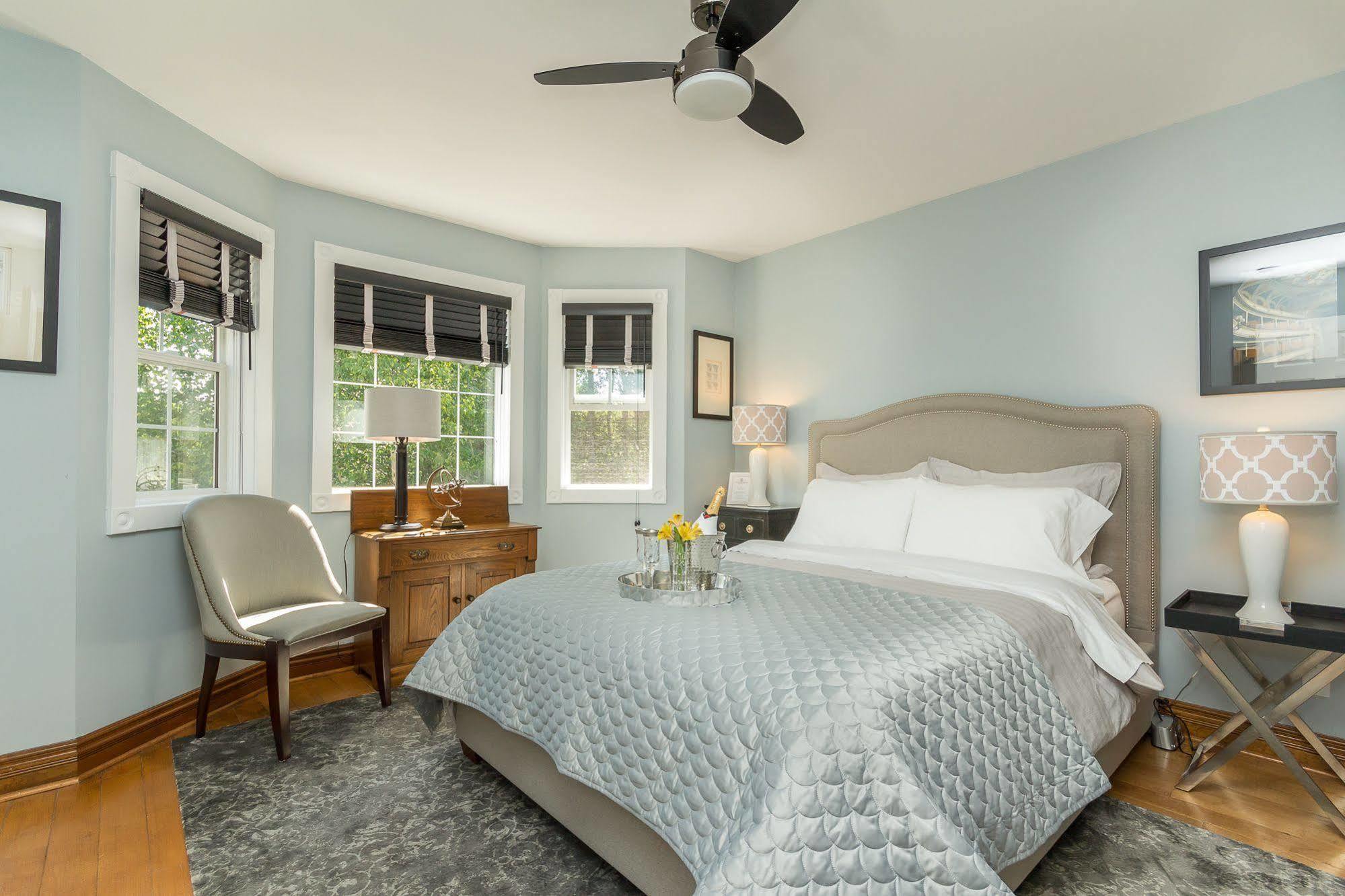 Craigleith Manor Bed & Breakfast Collingwood Exteriör bild