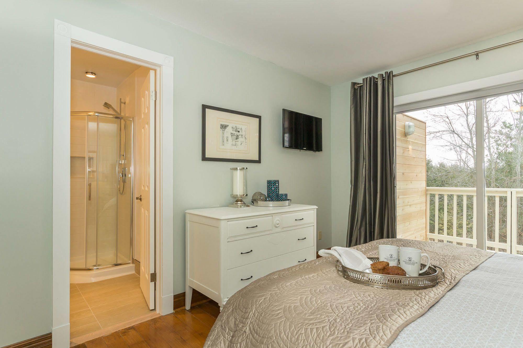 Craigleith Manor Bed & Breakfast Collingwood Exteriör bild